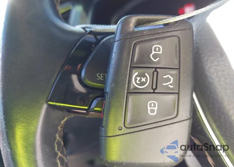 2019 Volkswagen Tiguan 2.0T Se/2.0T Sel/2.0T Sel R-Line/2.0T Sel R-Line Black z USA, uszkodzony, nr VIN 3VV3B7AX5KM115528